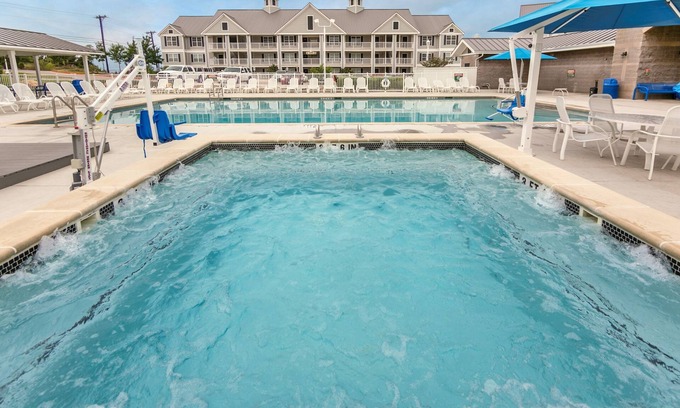 Canyon Lake Villa | Villa with Access to 6 Pools and Mini-Golf | Rated 9.4/10