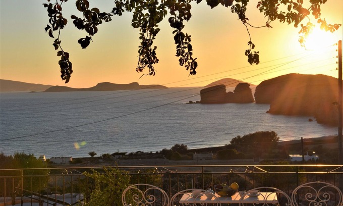 Naxos Villa | Pet-Friendly Villa with Breathtaking Sea Views - 10/10 Rating