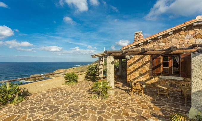 Torre dei Corsari Villa | Oceanfront Villa with Breathtaking Sea Views – Rated 9.8