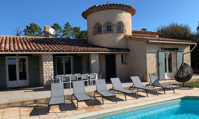 Saint-Paul-en-Foret Villa | Villa with Private Heated Pool and Scenic Views in France