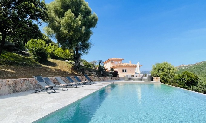 Santa Giulia Villa | Elegant Villa with Infinity Pool and Ocean Views Awaiting You