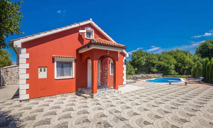 Sveti Vid Dobrinjski Villa | Relaxing Villa with Ocean Views and Private Pool Awaits