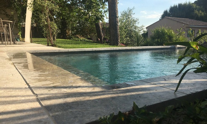 Lambesc House | Discover a Villa with Infinity Pool in Beautiful Provence