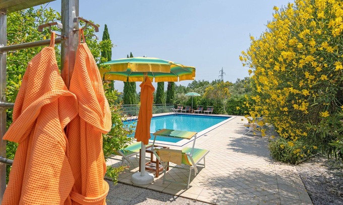 Bobolino Villa | Pet-Friendly Villa with Private Pool and Hot Tub, 10/10 Rating