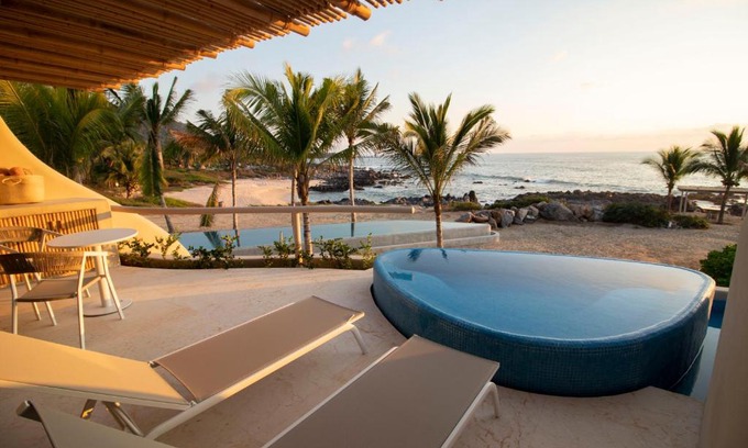 Troncones Villa | Elegant Villa with Jacuzzi and Breathtaking Ocean Views