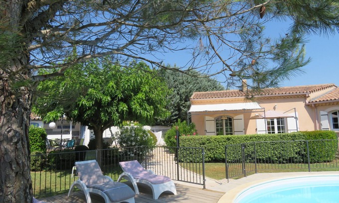 Entrechaux Villa | Villa Retreat with Heated Pool & Garden Near Vaison