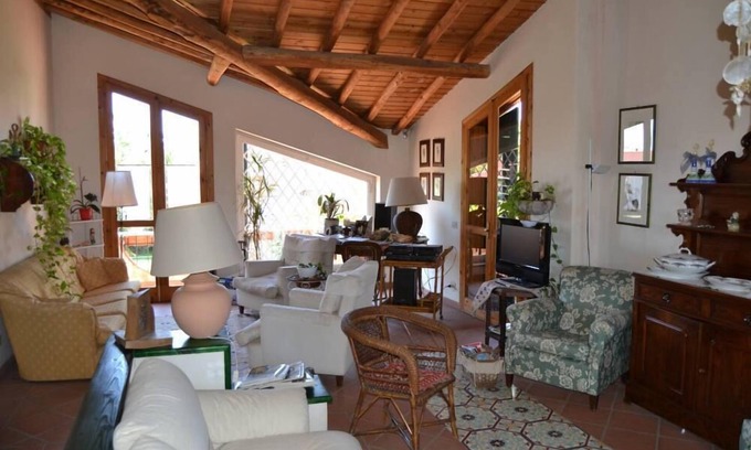 Acireale Villa | Idyllic Villa with Garden near Etna and the Sea, Free WiFi