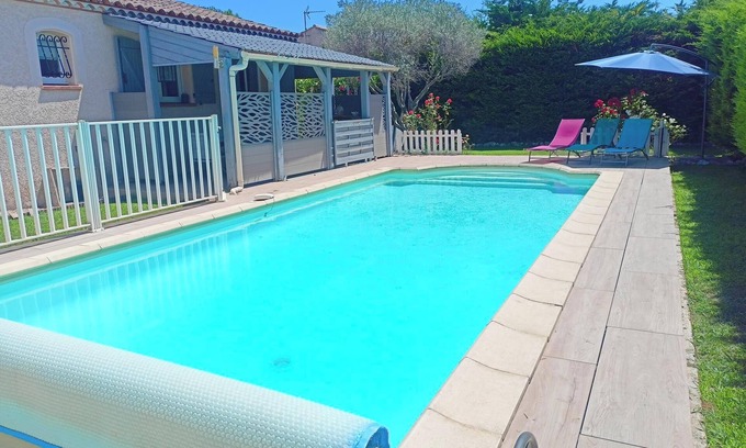Redessan House | Idyllic Villa with Pool Near Nîmes - Guest Rated 10/10