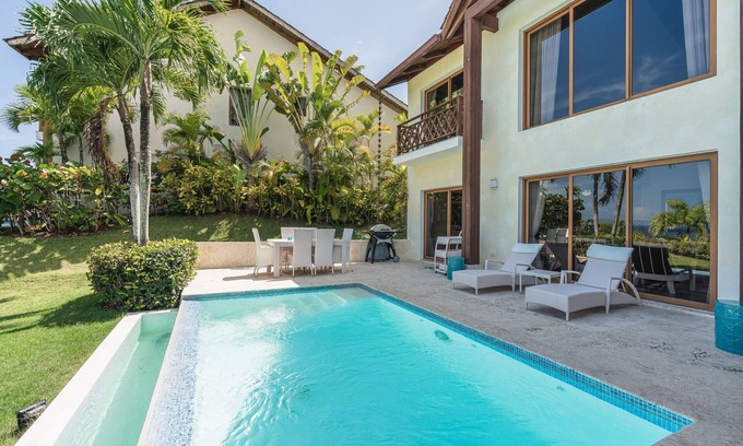 Puerto Bahia Villa | Breathtaking Views with Breakfast and Unique Amenities