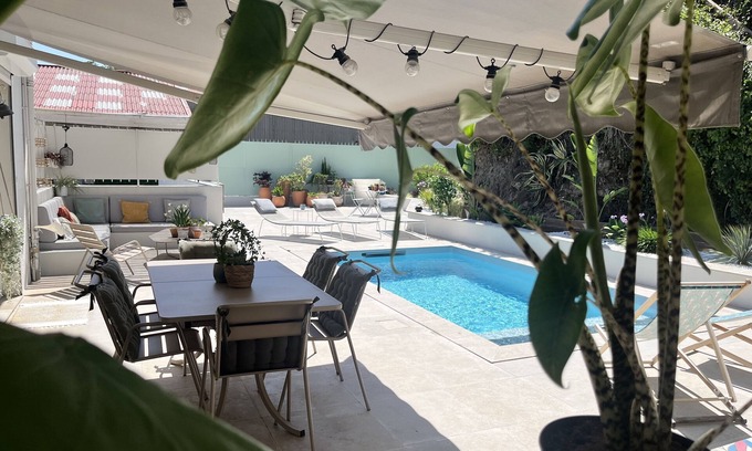 Cimiez Villa | Idyllic Villa with Pool & Garden near Town Center