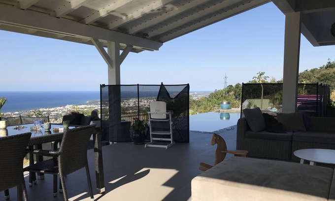 Saint-Denis House | Villa with Pool and Breathtaking Panoramic Views