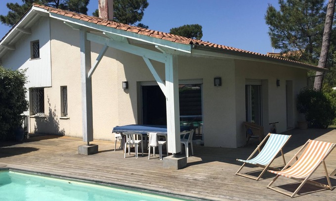 Le Canon House | Relaxing Villa with Pool, Sleeps 9 Near Pond and Ocean