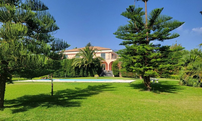 Santa Venerina Villa | Villa with pool surrounded by greenery with large outdoor spaces, Lemon suite