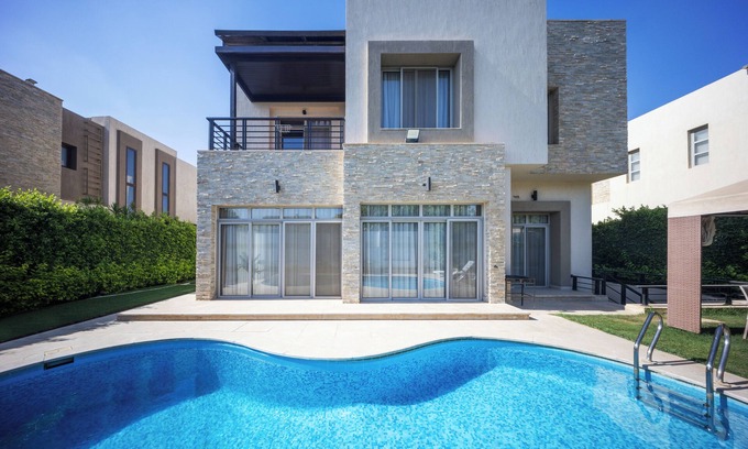 Sheikh Zayed City Villa | Elegant Villa with Private Pool in Beverly Hills