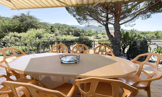 Sablet Villa | Family-Friendly Villa with Private Heated Pool in Sablet