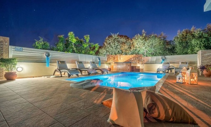 Neromilos Villa | Exclusive Villa with Private Pool and Ocean View Garden