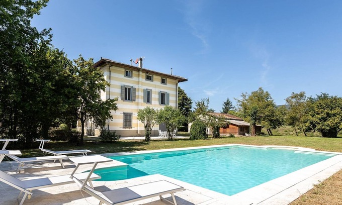 Scarperia e San Piero House | Villa Sofia: Family-Friendly Retreat with Private Pool