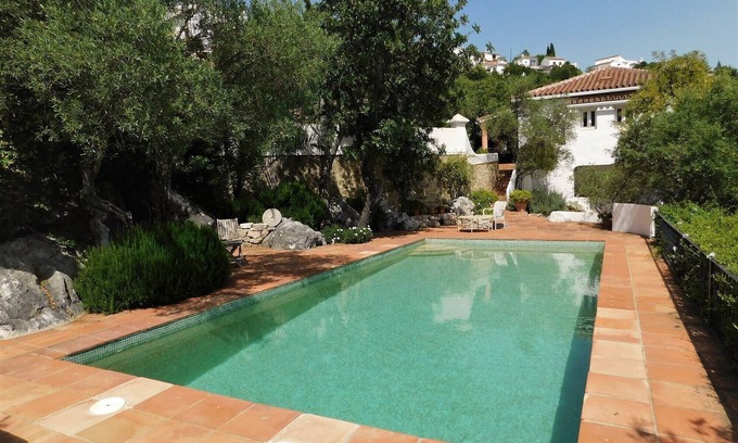 Gaucin Villa | Private Pool Villa in Prime Location for Your Getaway