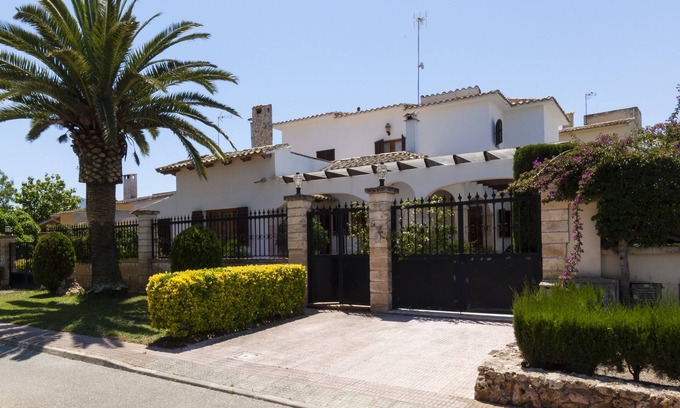 Sa Coma Villa | Elegant Villa with Private Pool Just Steps from the Sea