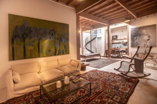 Barranco Apartment | Beautiful Villa with Rooftop Terrace in Barranco