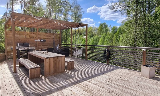 Sandared Villa | Family-Friendly Villa with Sauna Near Nature and Pool