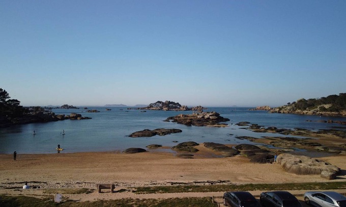 Tregastel House | Villa Trégastel: Oceanfront Retreat for 6 with Spa Access