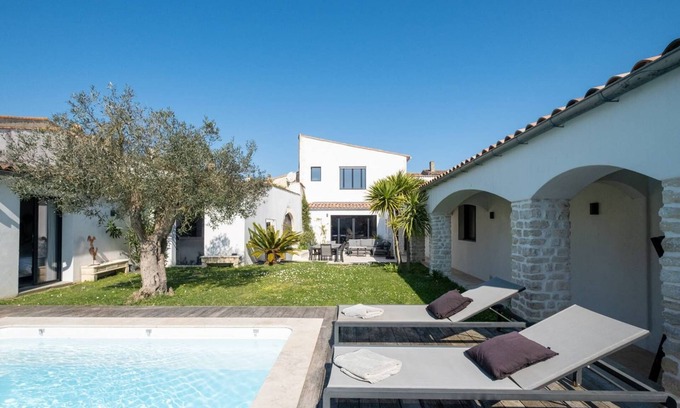 Saint-Martin-de-Re House | Villa with swimming pool in the heart of Saint Martin