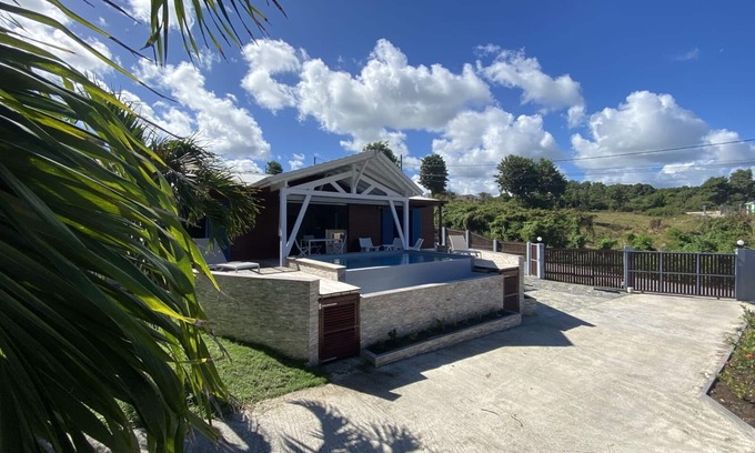 Le Moule House | Guest Rated Villa: Pool, Oceanfront & 2 Suites Await You