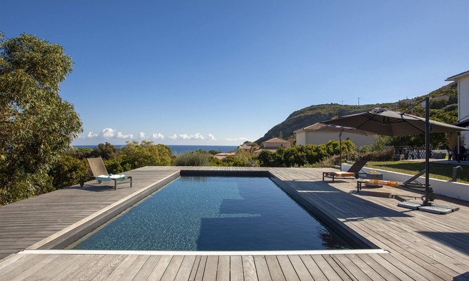 Sisco Villa | Relaxing Villa with Pool, Steps to Sisco Beach