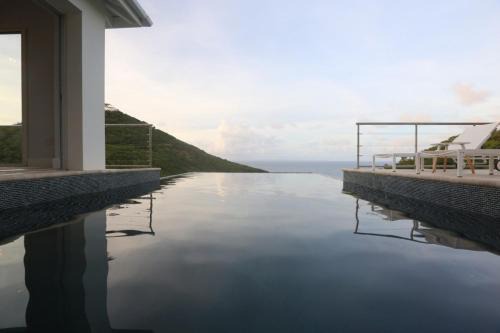 Mount Hardy Villa | Relaxing Villa Xhale with Pool and Family-Friendly Amenities