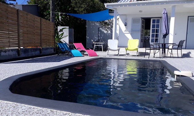 Sainte Marie Villa | Villa Ylang Ylang: Relax by the Pool in Paradise