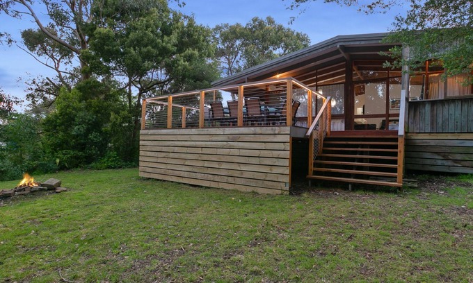 Marengo House | Villa Zara: Oceanfront Retreat with Free WIFI & Netflix