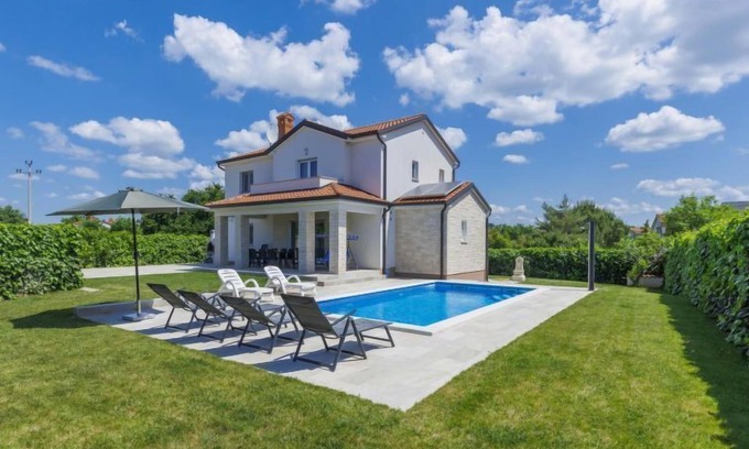 Nova Vas House | Villa Zirdum: Oceanfront Retreat with Exceptional Amenities