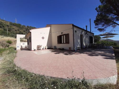 Castelbuono Apartment | Pet-Friendly Villa Zoe: Guest Rated 9.8/10