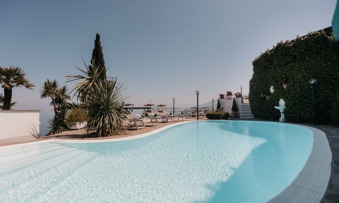 Priora Villa | Villa Bianca Sorrento - Spectacular Views & Private Pool