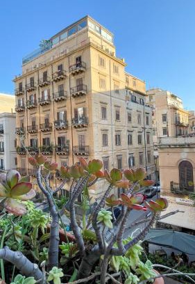 Ruggero Settimo Apartment | Villafranca33 - Politeama Centro Palermo