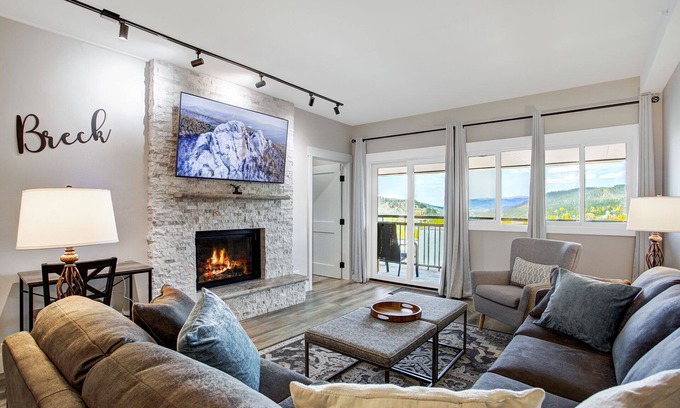Peak 9 Condo | Experience Village at Breck: Ski In/Ski Out with Views