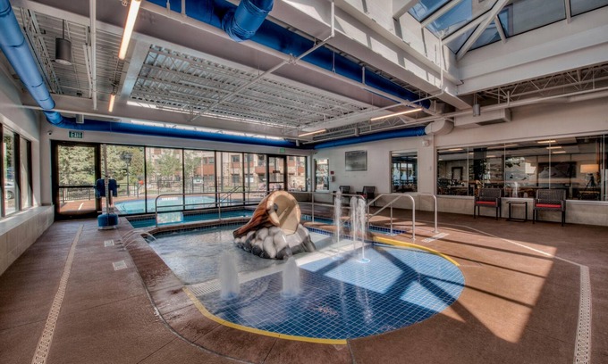 Peak 9 Condo | Comfortable Village at Breckenridge Condos - Ski In/Out Access
