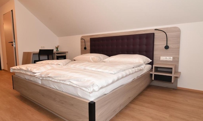 Sankt Stefan im Rosental House | Cozy Village Loft with Hot Tub & Family-Friendly Amenities