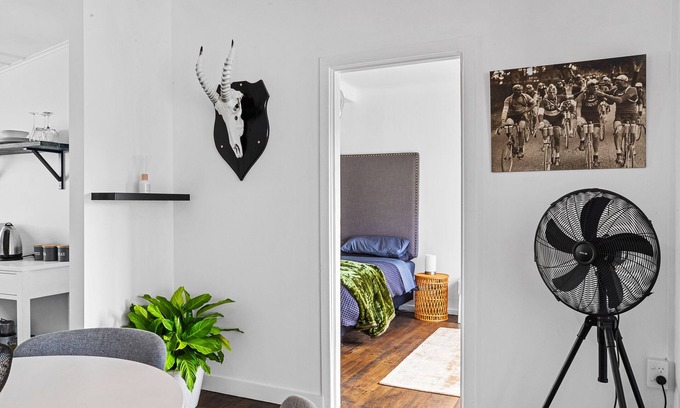 Mangawhai Cottage | Cozy Village Cottage Mangawhai: Family & Pet Friendly Retreat