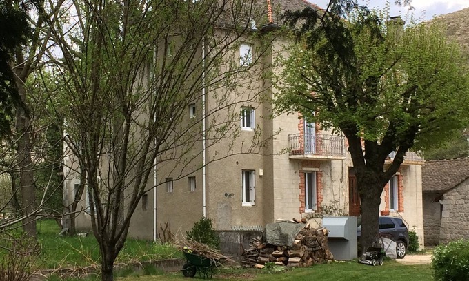 Villefort House | Idyllic Village House by the River with Pool & Lake View