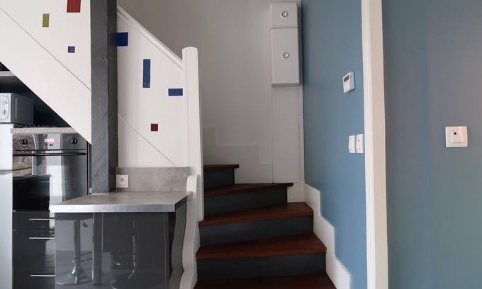 Mouleydier House | Modern Village House with Kitchen & Family-Friendly Amenities