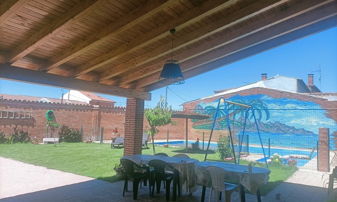 Babilafuente House | Perfect Village House for 8 with Private Pool & Spa