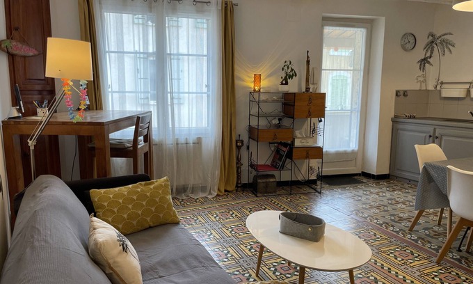 Grans House | Charming Village Home with Ocean View in Provencal Heart