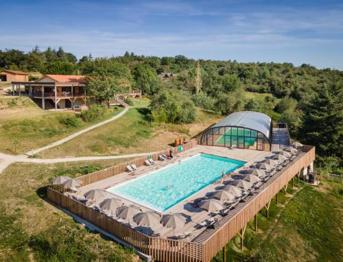 Tupin-et-Semons Resort | Relax at Village Huttopia Pays de Condrieu with Ocean Views
