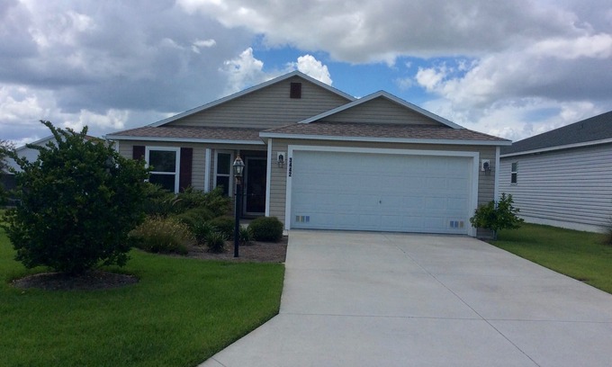 Charlotte House | Pet-Friendly Village of Charlotte Retreat with Pool & Golf Cart