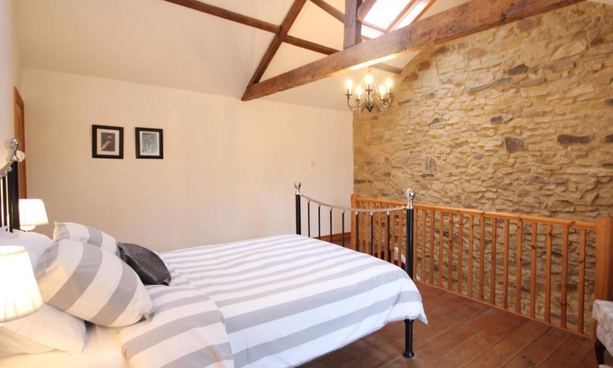 Edmundbyers Cottage | Top-Rated Wayside Cottage: Family-Friendly Getaway Awaits