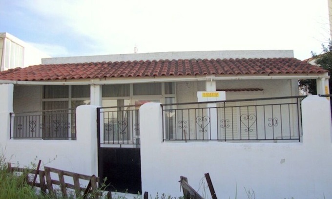Spata-Artemida House | Budget-Friendly Village House with Restaurant and Breakfast