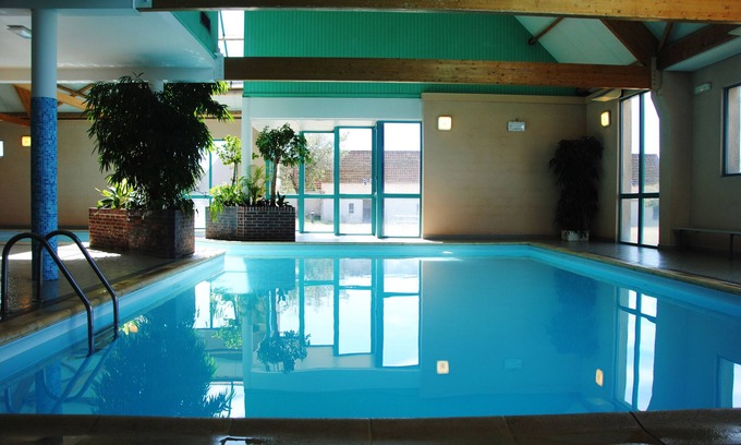 Ambleteuse Hotel | Discover Village Vacances Le Cap d'Opale with Pool & Spa