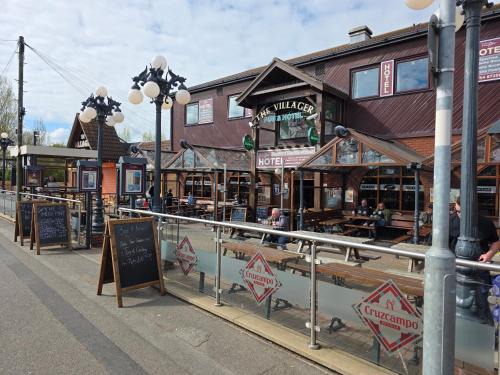 Ingoldmells Hotel | Welcome to Villager Hotel: Family-Friendly & Eco-Conscious Stay